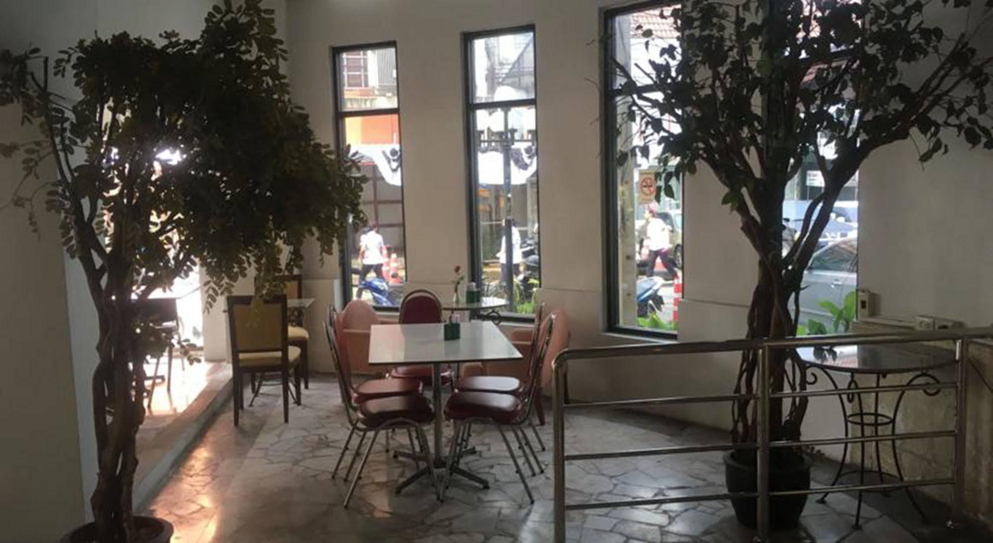 Jumbotel Hotel Bangkok Zewnętrze zdjęcie